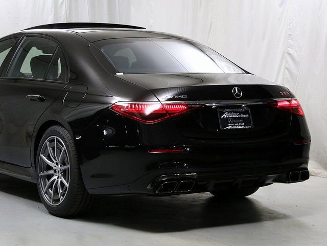 Used 2025 Mercedes-Benz S 63 AMG S image 9