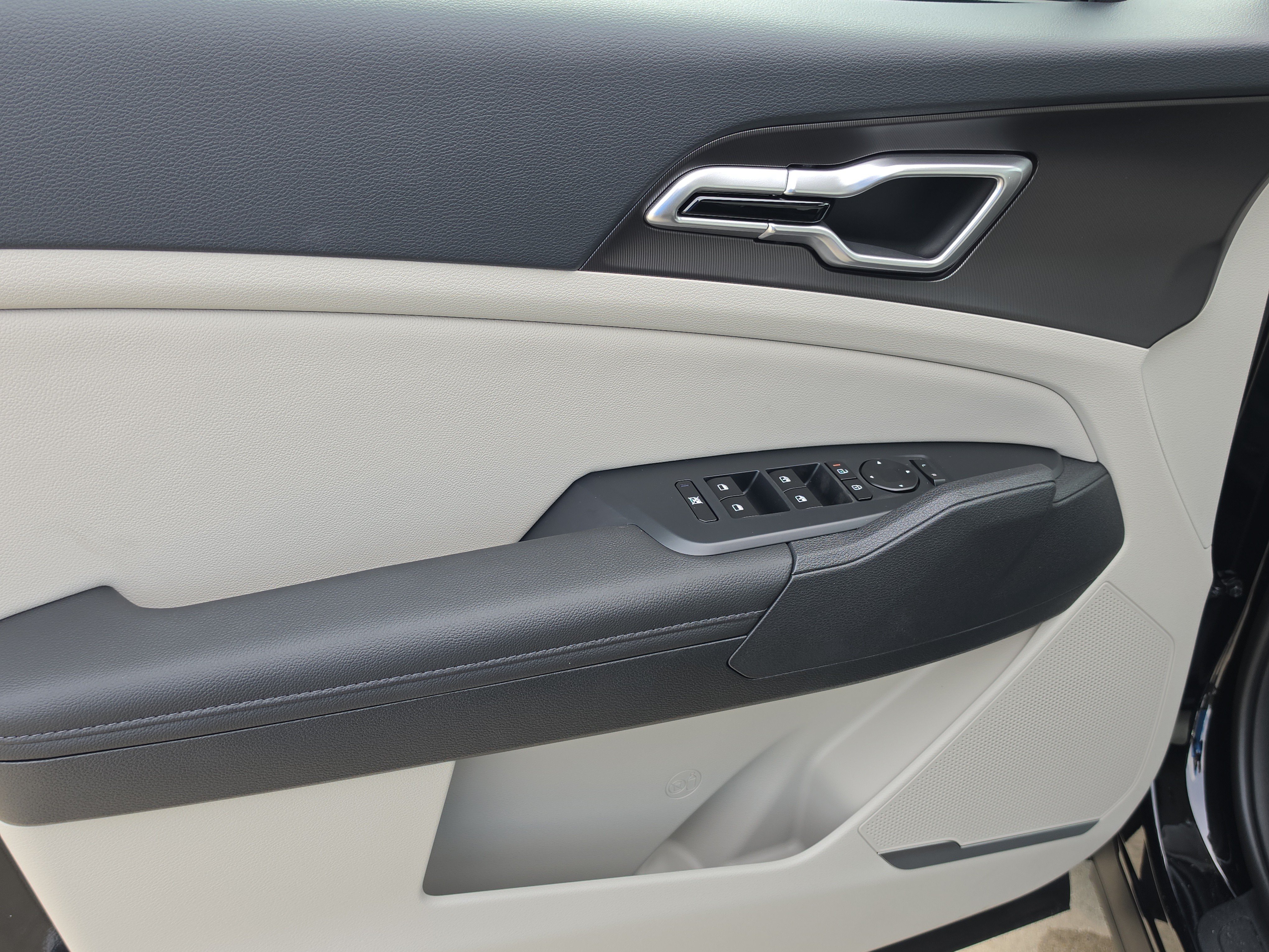 New 2027 Kia Sportage EX FWD image 18