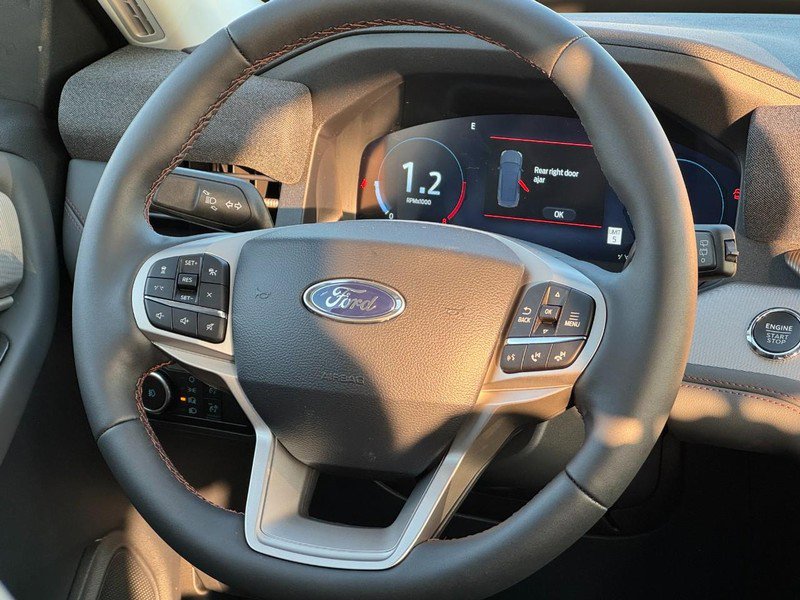 New 2026 Ford Explorer Active w/ Active Comfort Package AWD/4WD image 7