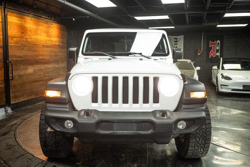 Used 2018 Jeep Wrangler Unlimited Sport image 4