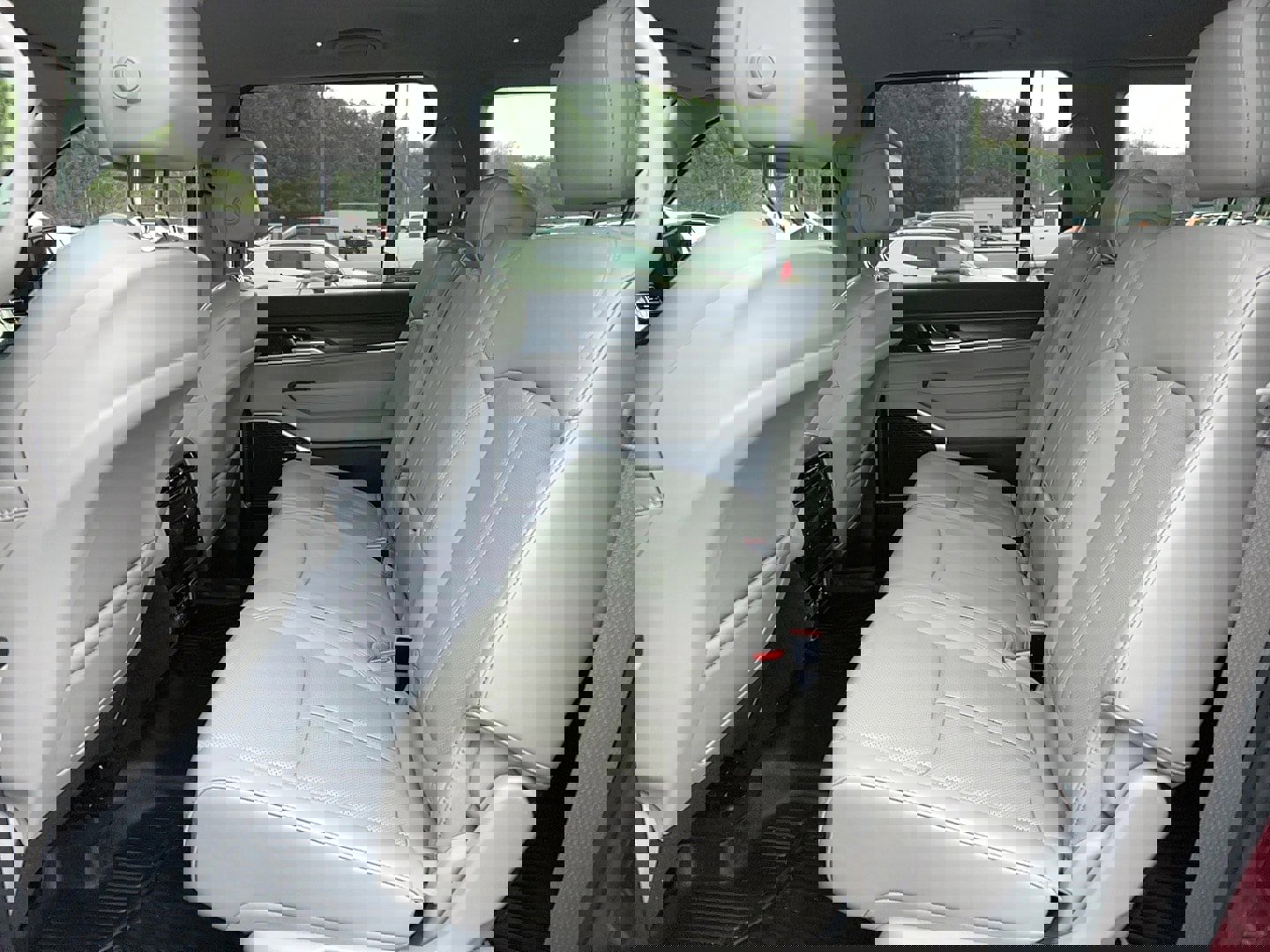 Used 2023 Jeep Wagoneer Series III w/ Preferred Equipment Group image 28