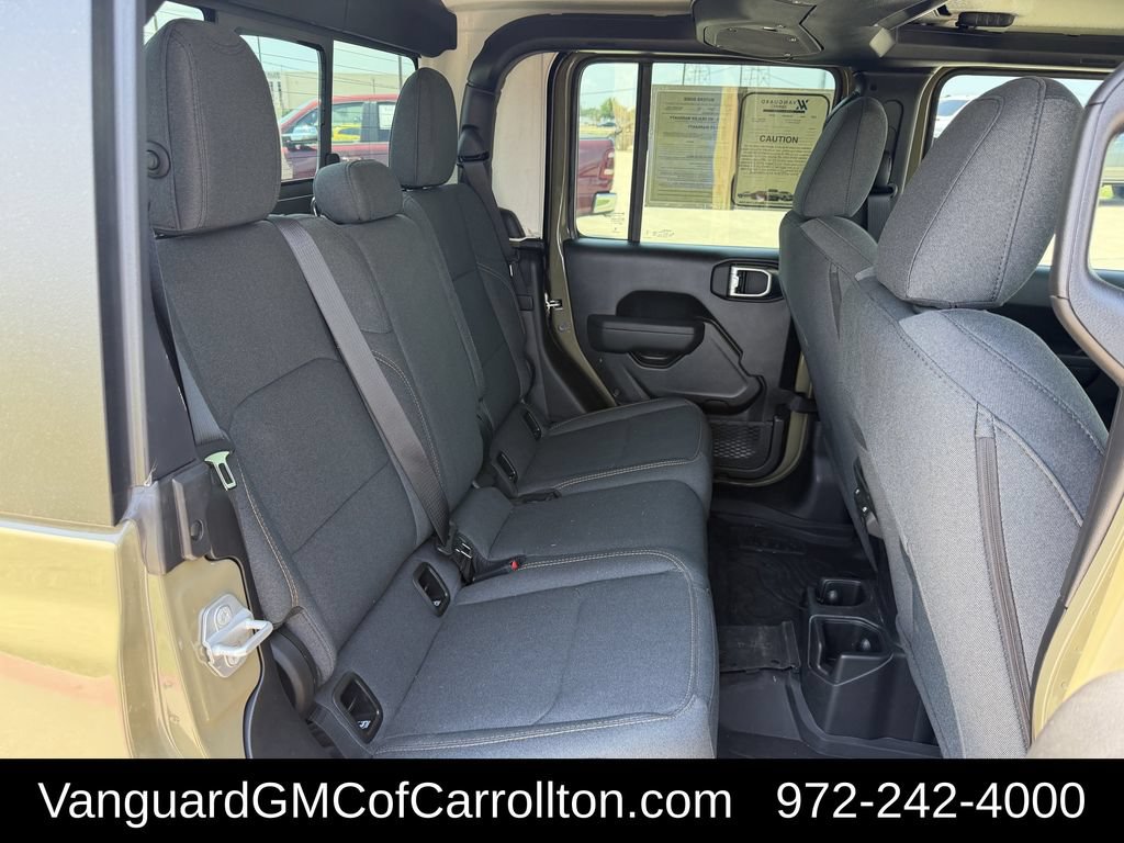 Used 2026 Jeep Gladiator Sport AWD/4WD image 33