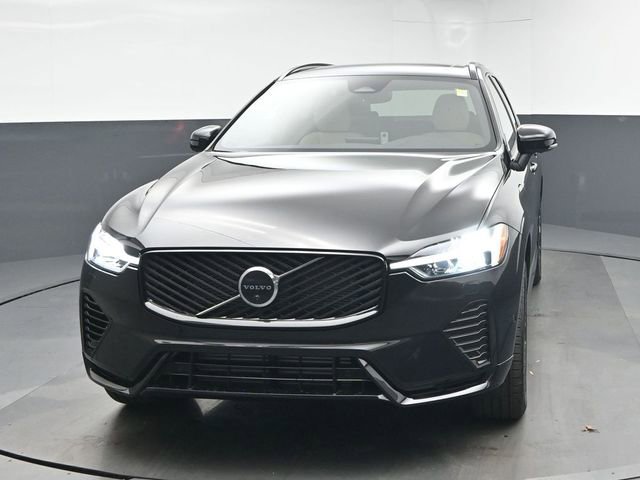 New 2026 Volvo XC60 T8 Plus w/ Protection Package Premier image 3