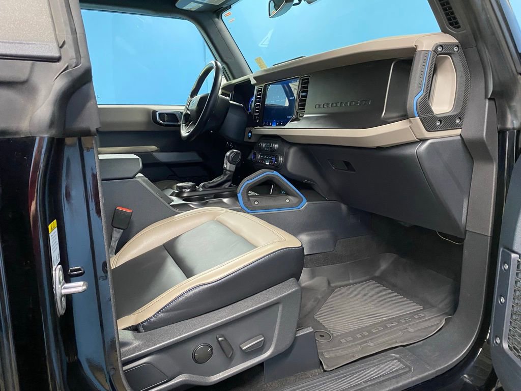 Used 2023 Ford Bronco Wildtrak image 47