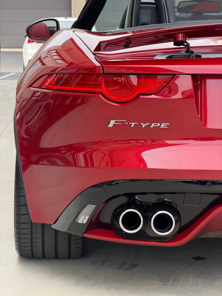 Used 2016 Jaguar F-TYPE R AWD/4WD image 14