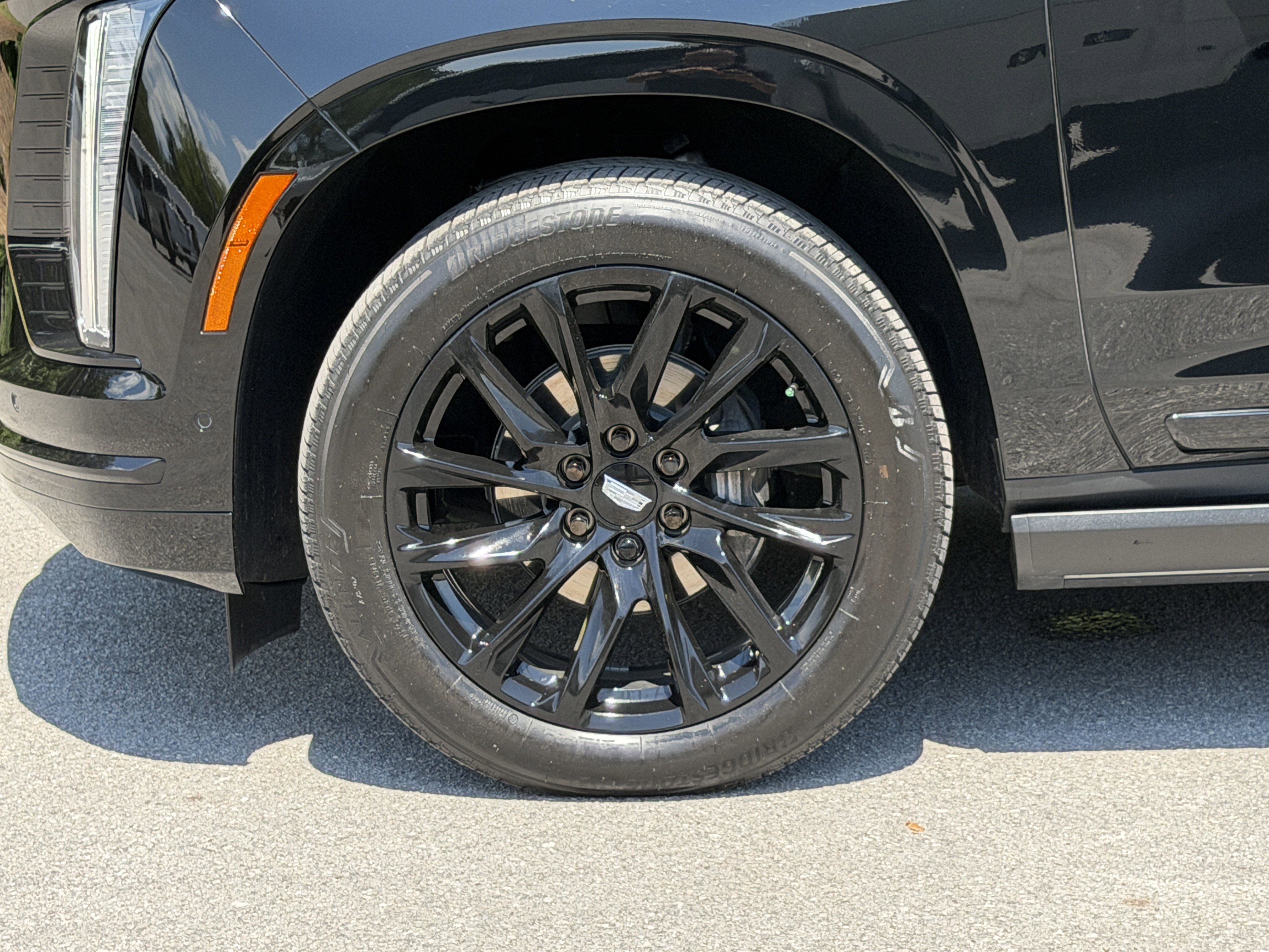 Used 2025 Cadillac Escalade Sport Platinum AWD/4WD image 12