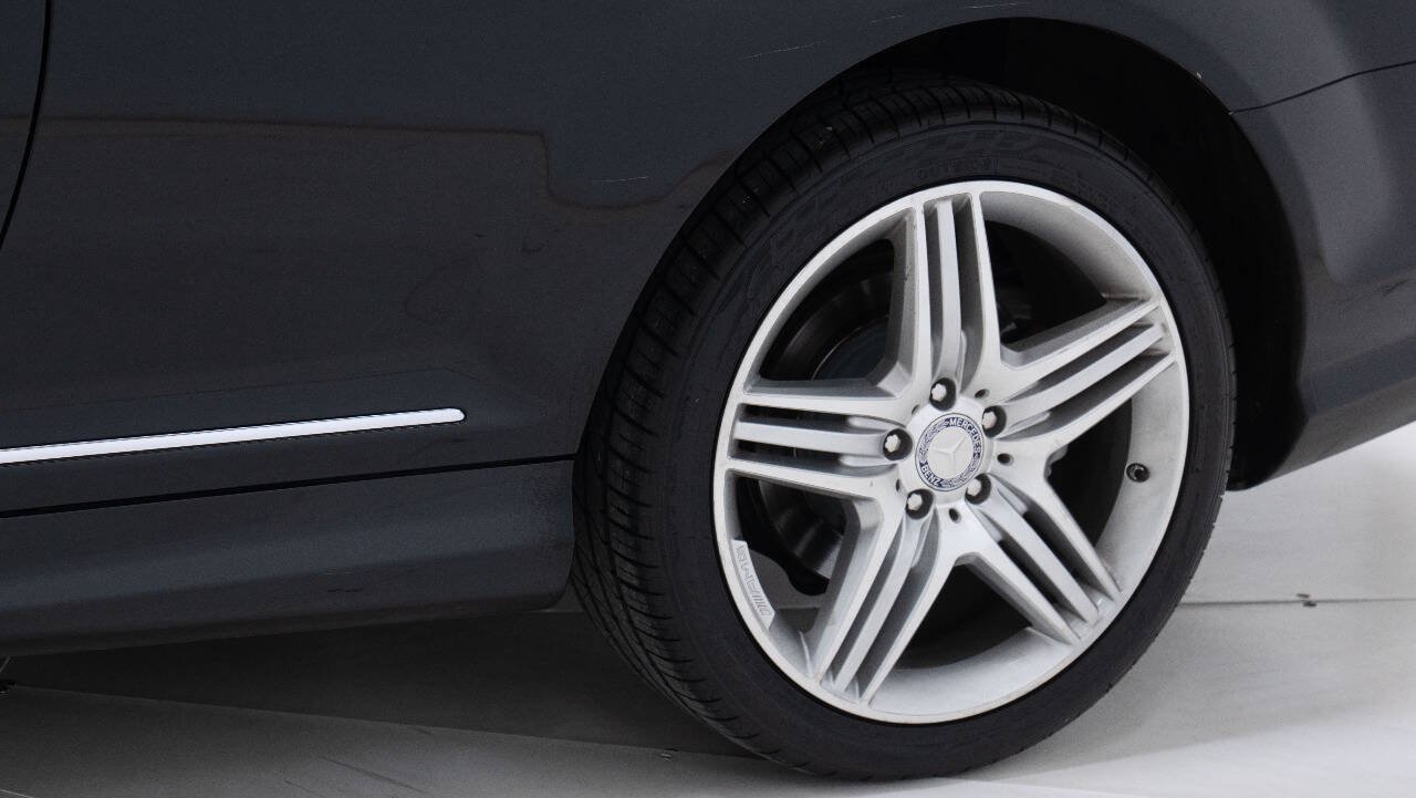 Used 2013 Mercedes-Benz CL 550 4MATIC w/ Sport Pkg image 74