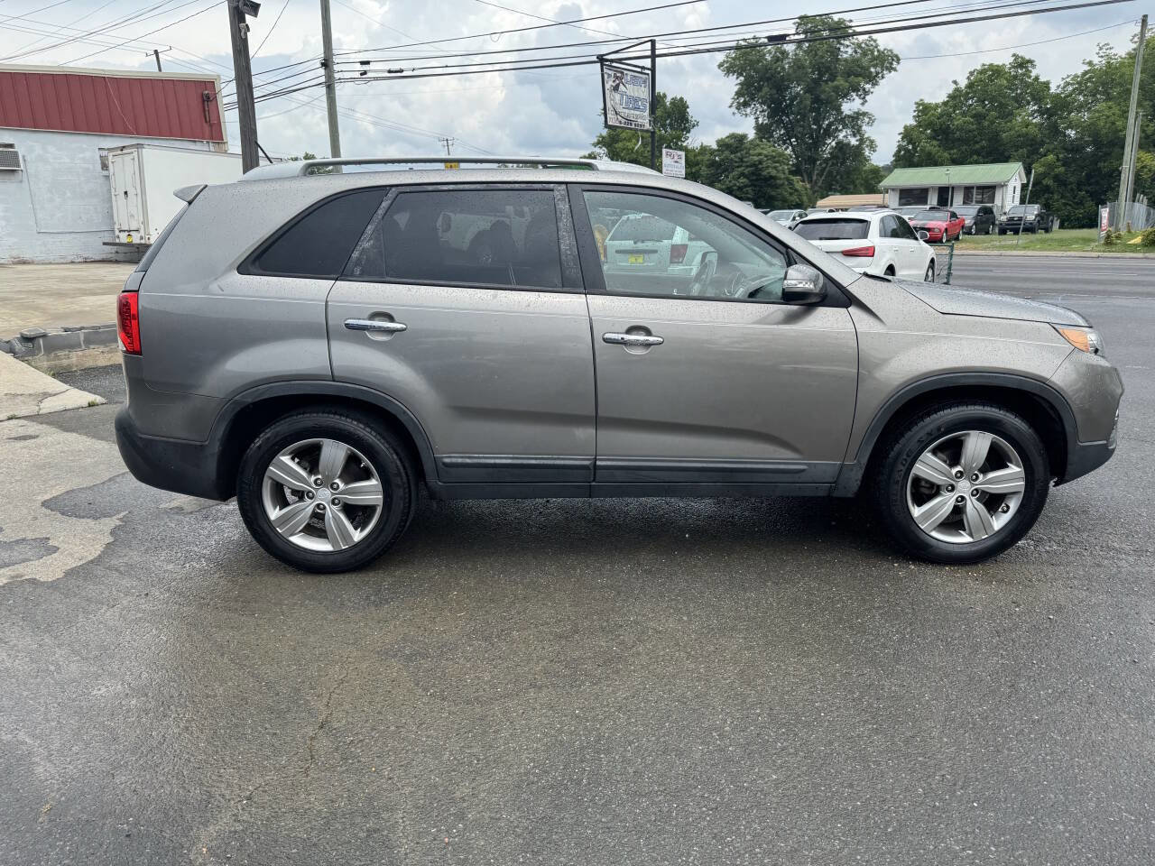 Used 2013 Kia Sorento EX image 11