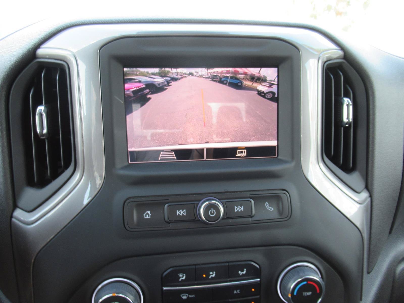 Used 2024 Chevrolet Silverado 1500 Custom Trail Boss w/ LPO, Dark Essentials Package AWD/4WD image 28