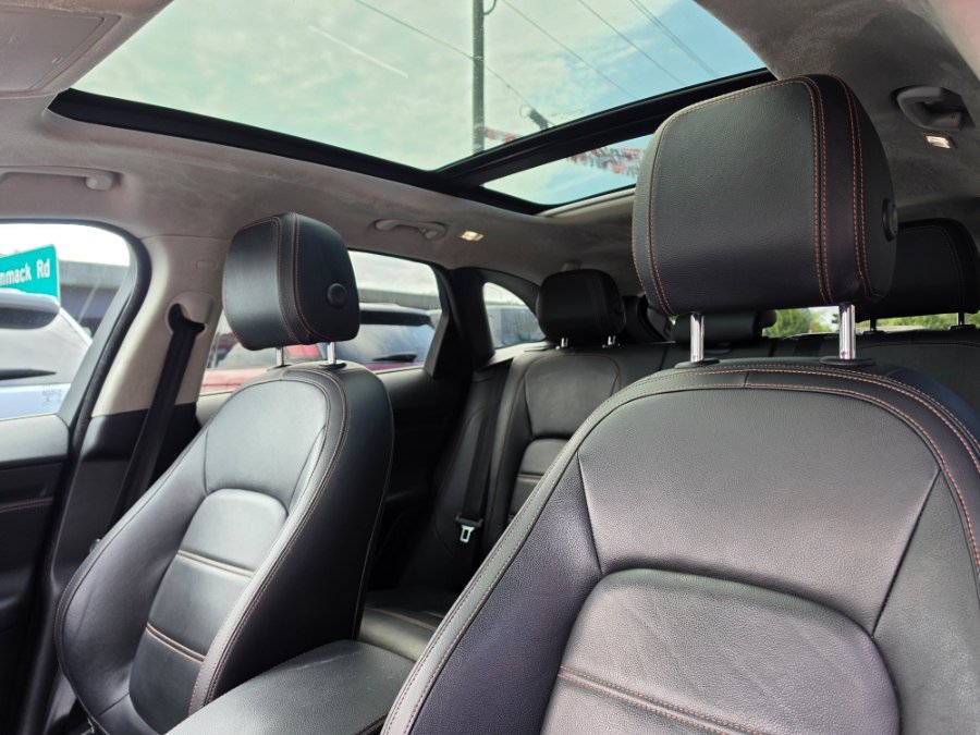 Used 2020 Jaguar F-PACE Prestige AWD/4WD image 29