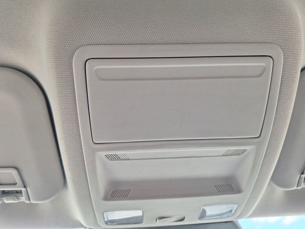 Used 2021 Ford Escape SEL image 18