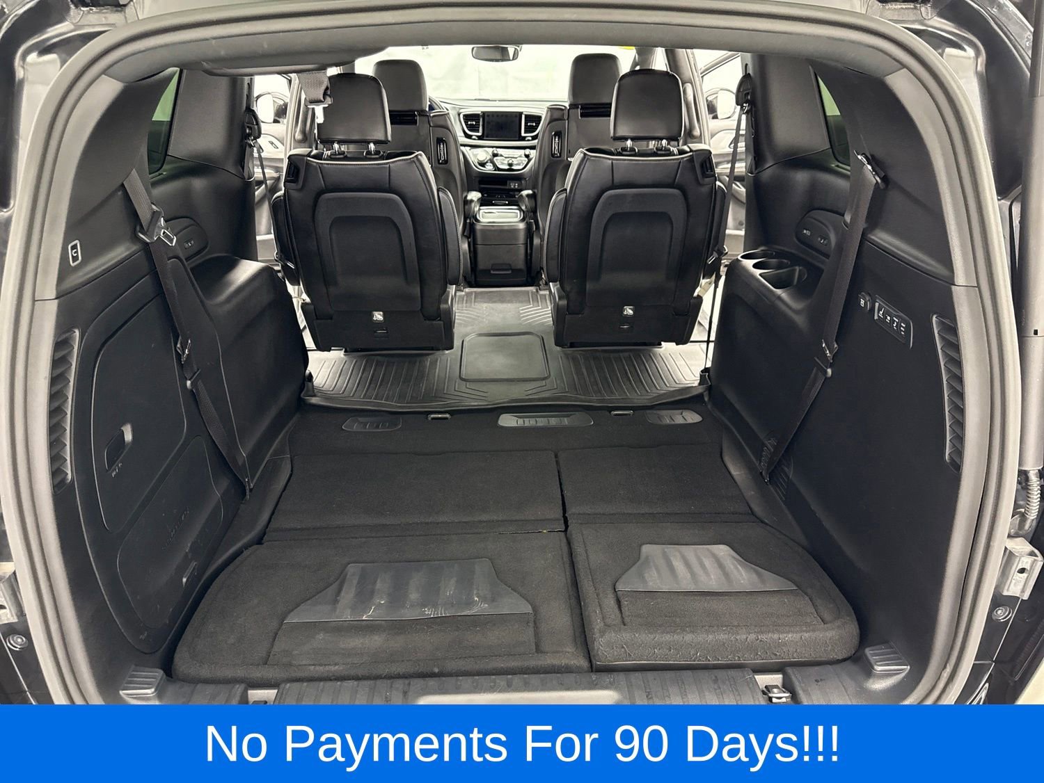 Used 2020 Chrysler Pacifica Limited FWD image 48