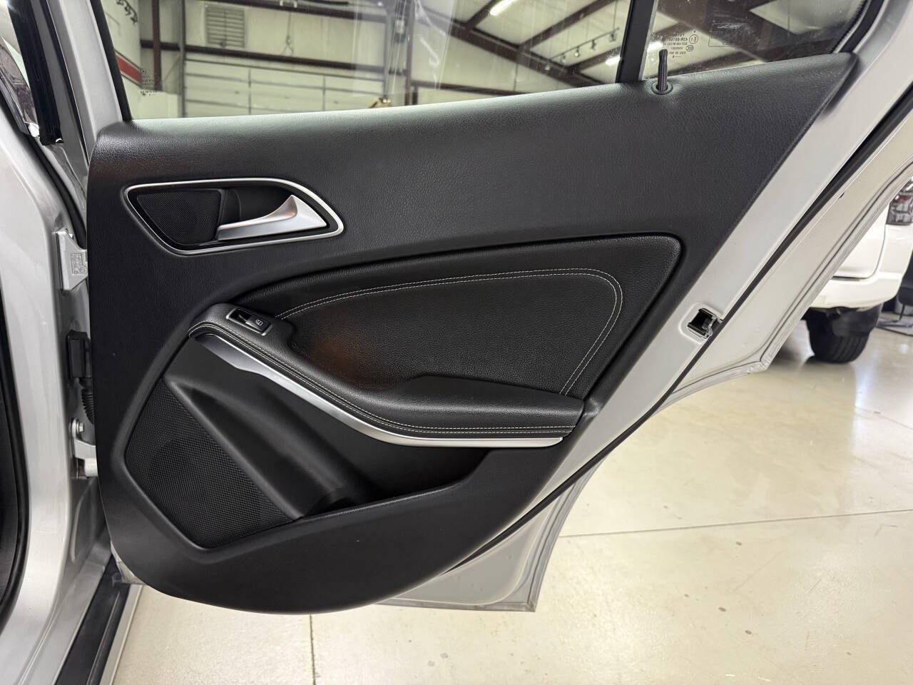 Used 2017 Mercedes-Benz GLA 250 4MATIC image 14