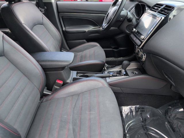 Used 2025 Mitsubishi Outlander Sport AWD image 30