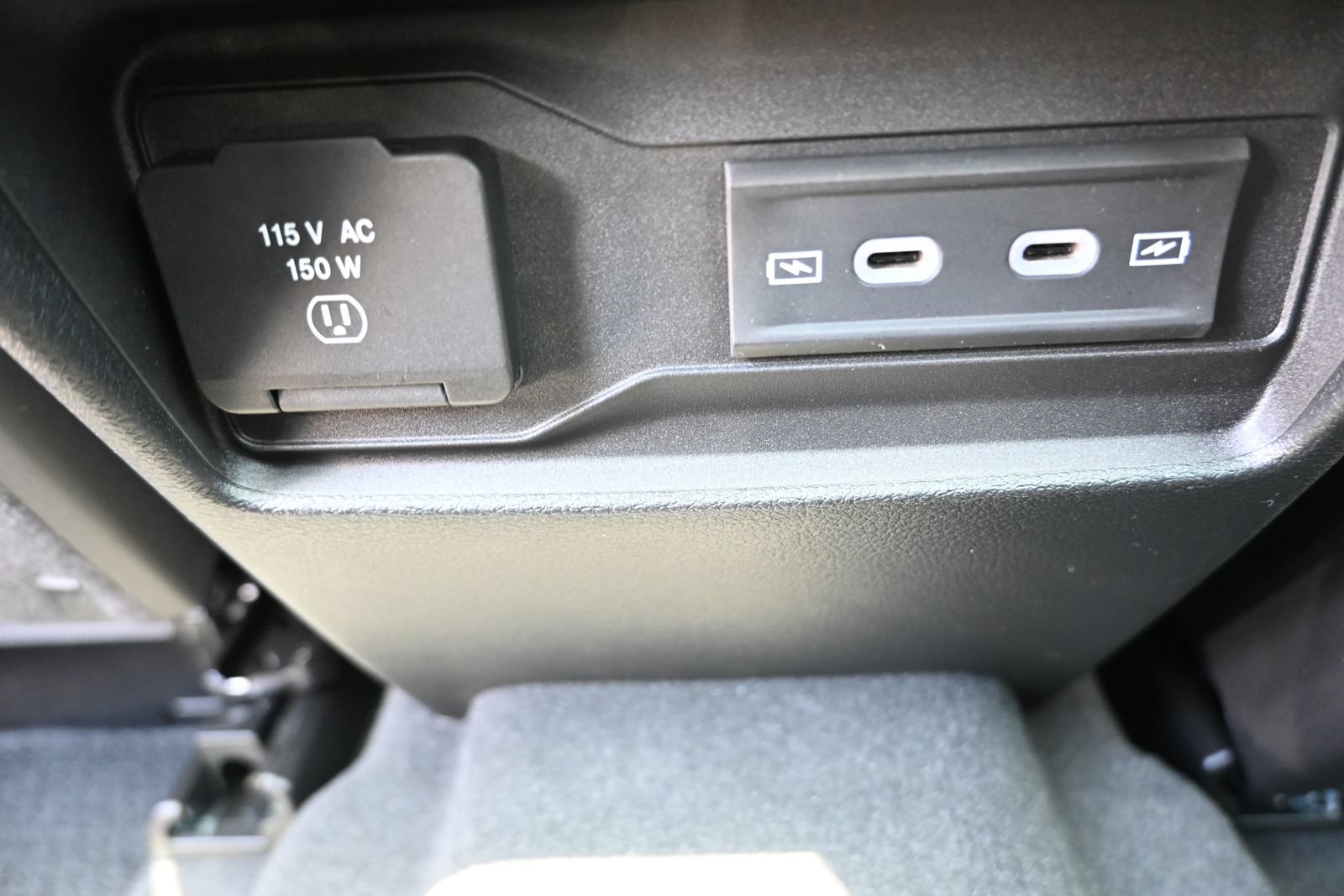 New 2026 Jeep Grand Cherokee L Summit AWD/4WD image 36