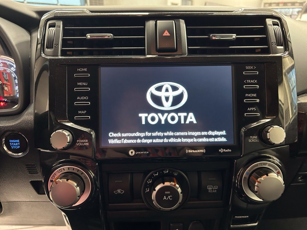 Used 2024 Toyota 4Runner TRD Off-Road Premium AWD/4WD image 18