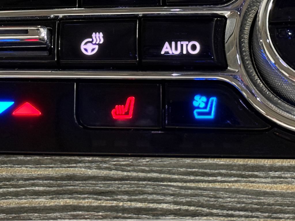 Used 2021 Lincoln Aviator Black Label AWD/4WD image 53