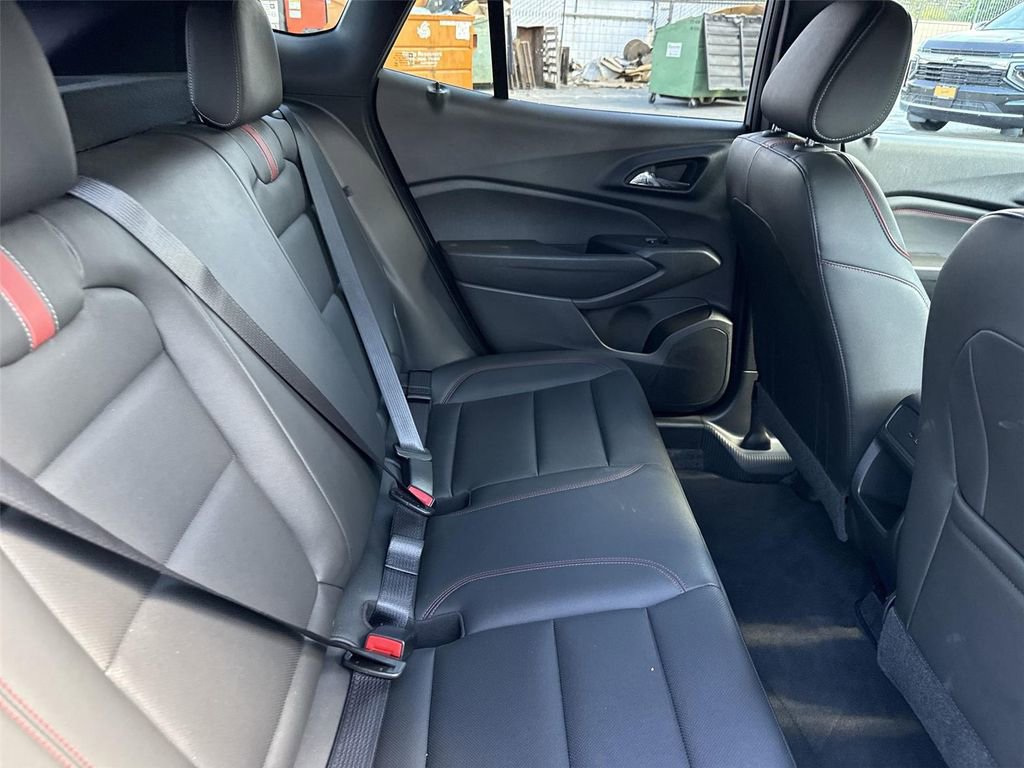 Used 2024 Chevrolet Trax RS image 23
