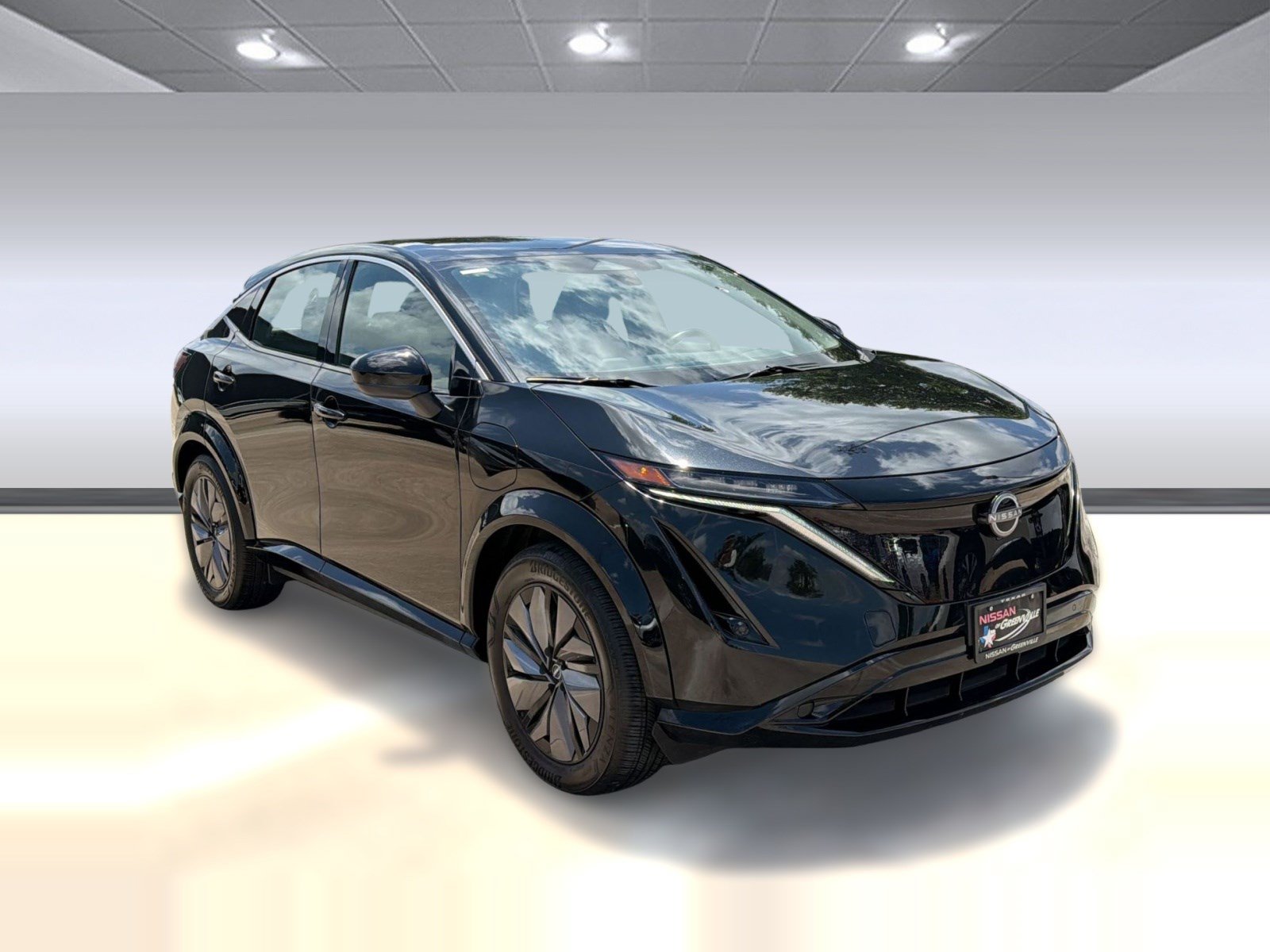 Used 2023 Nissan Ariya FWD image 7