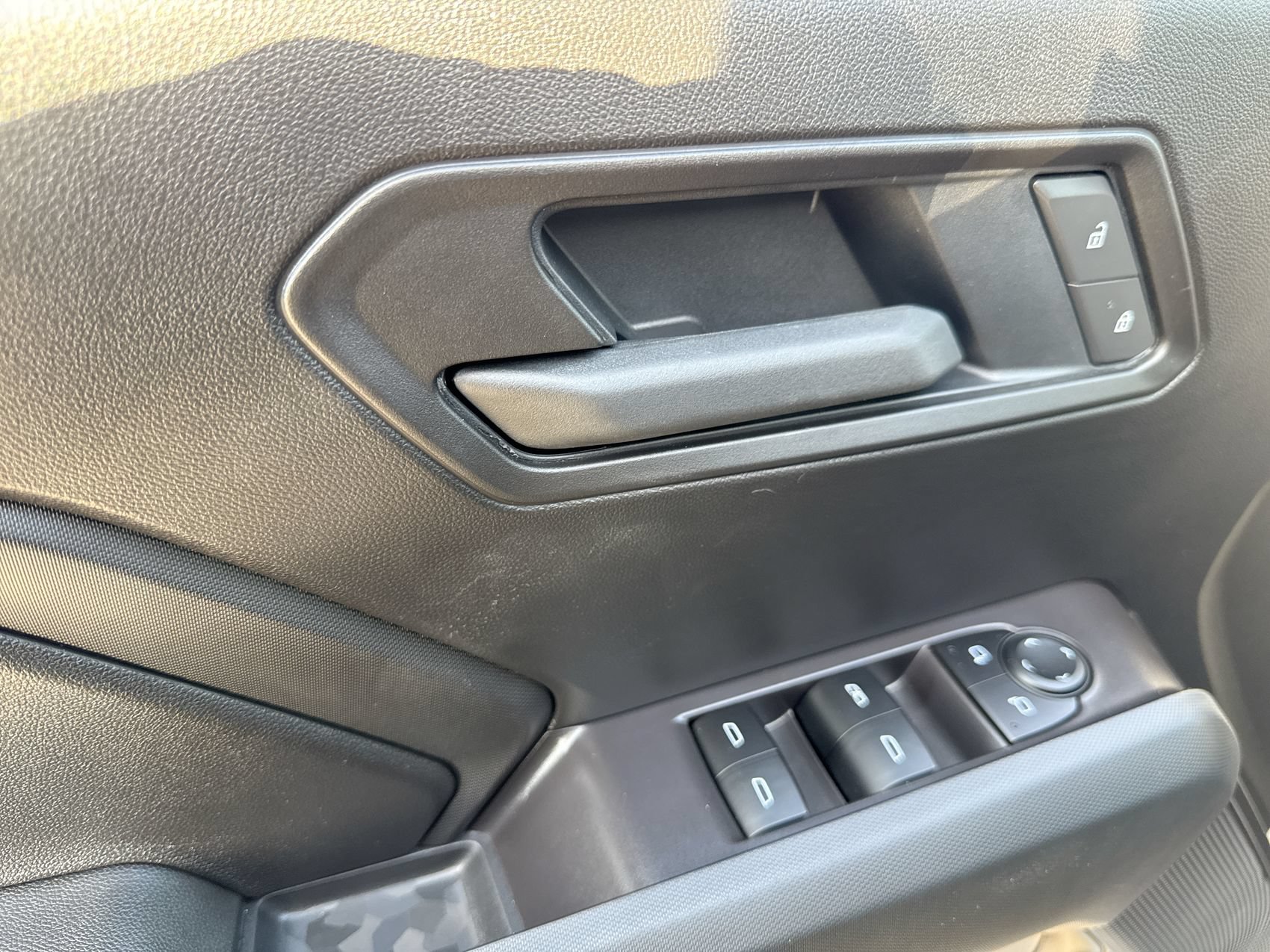 Used 2026 Chevrolet Colorado Trail Boss AWD/4WD image 13