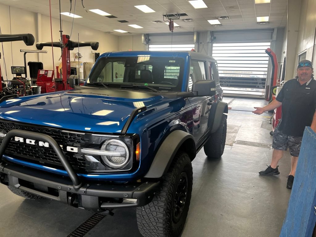 Used 2022 Ford Bronco Wildtrak AWD/4WD image 3
