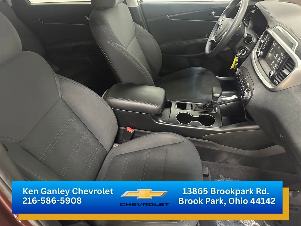 Used 2020 Kia Sorento LX FWD image 26