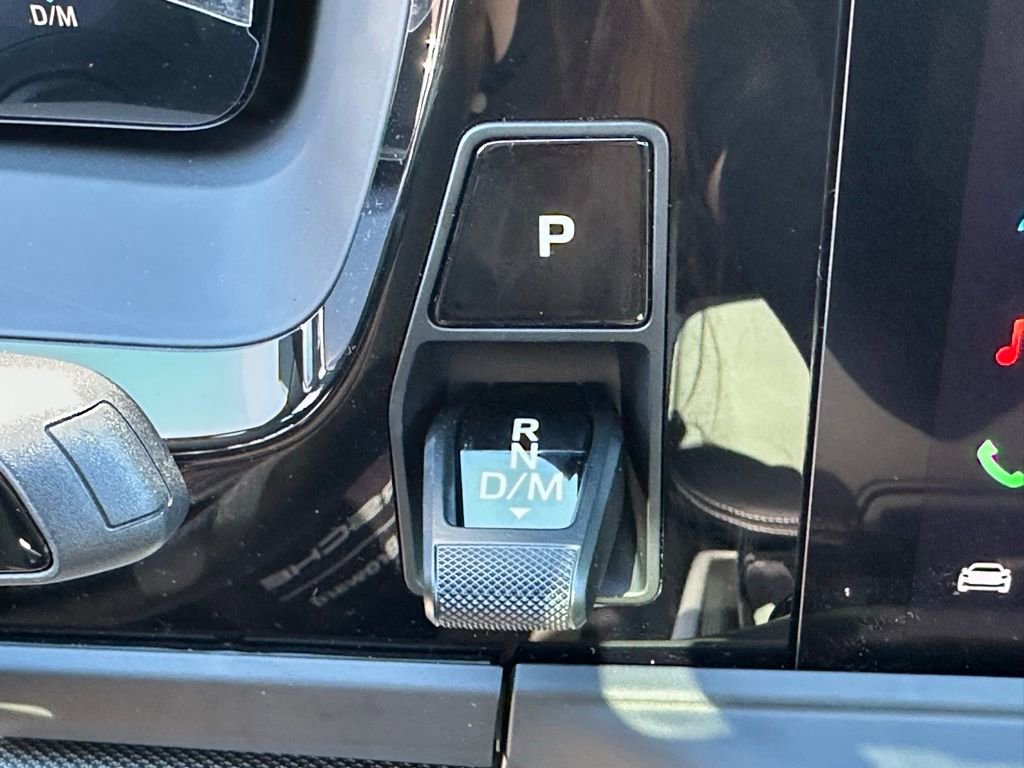 Used 2026 Porsche Panamera image 32