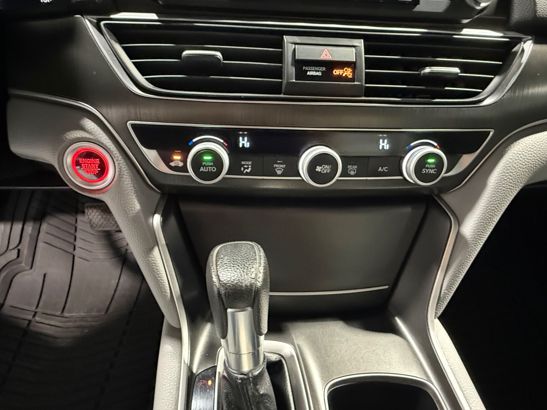 Used 2018 Honda Accord LX image 27