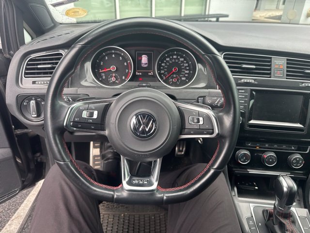 Used 2015 Volkswagen GTI S FWD image 7