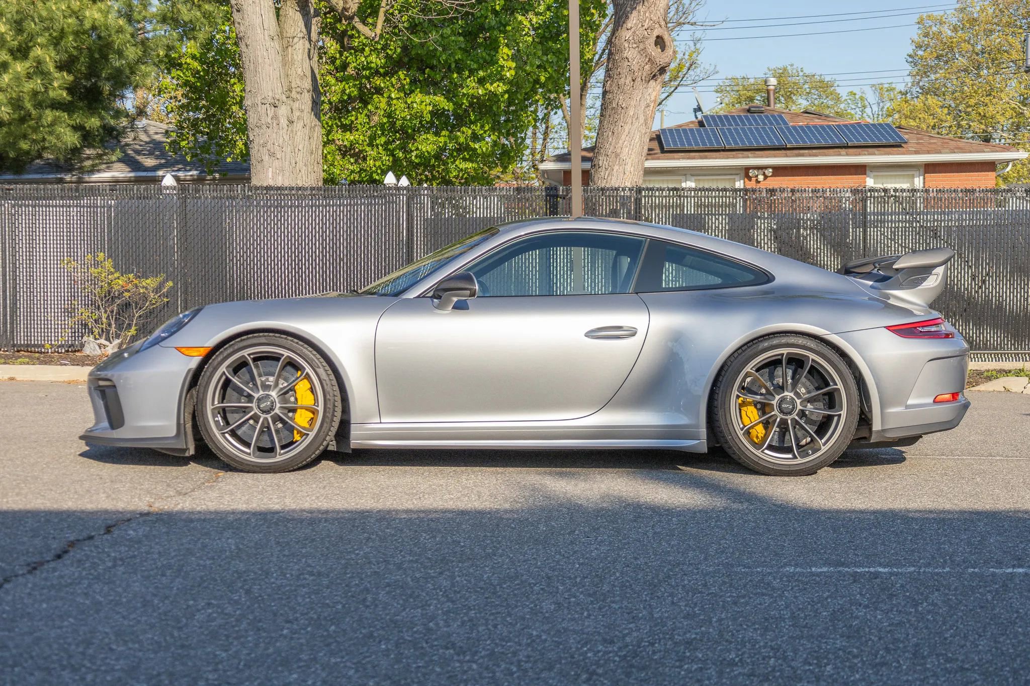Used 2018 Porsche 911 GT3 RWD image 23