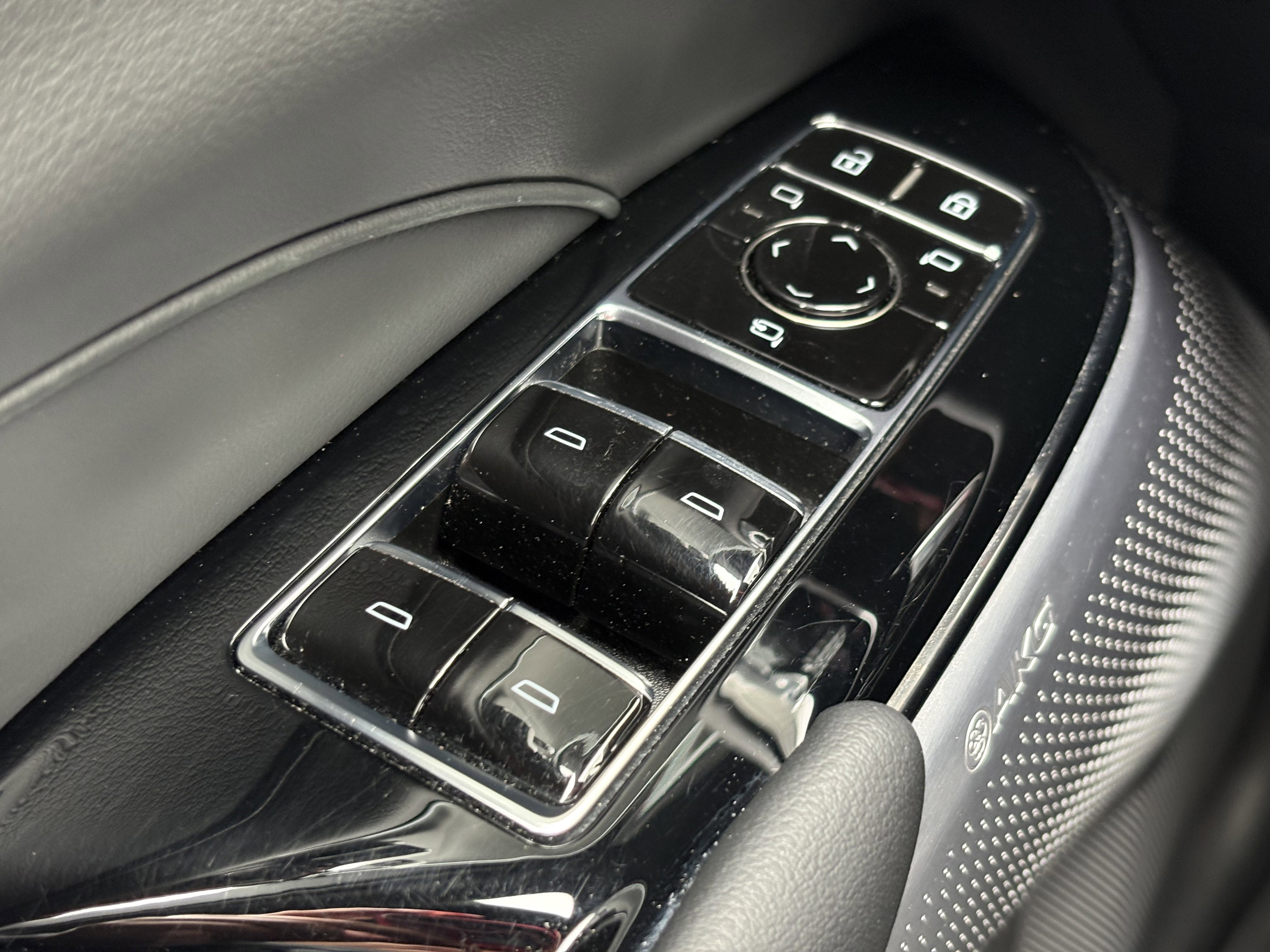 Used 2024 Cadillac Lyriq Luxury w/ LPO, Floor Liner Package AWD/4WD image 36