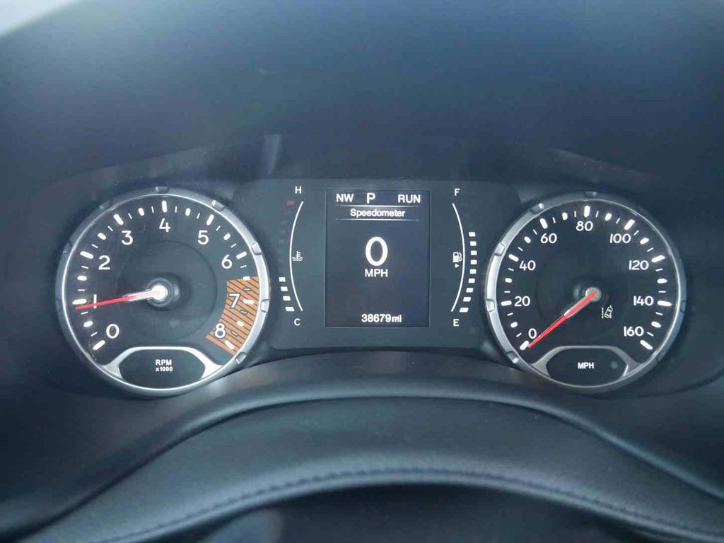 Certified 2023 Jeep Renegade Latitude image 33