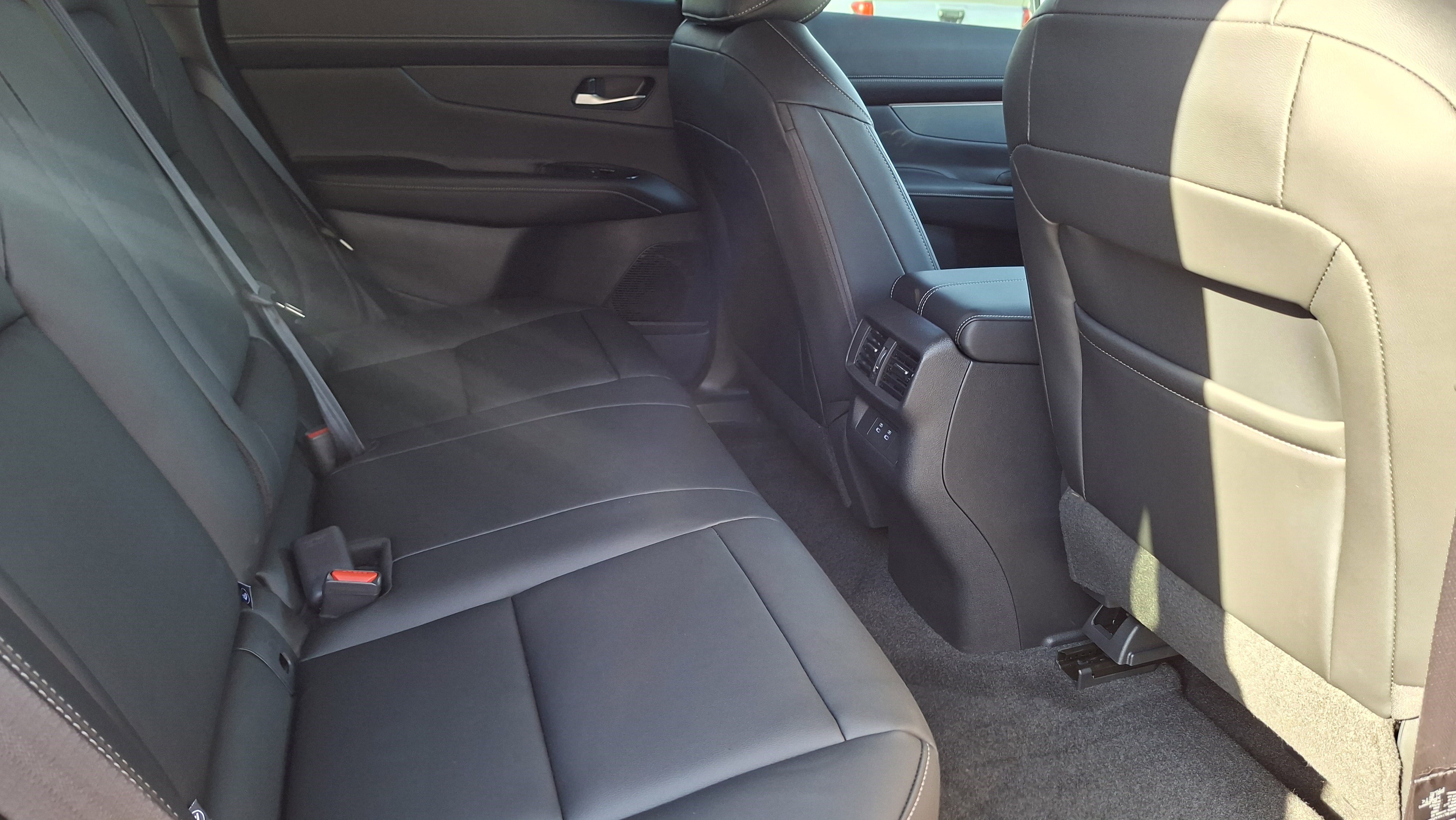 Certified 2025 Nissan Murano SL image 21