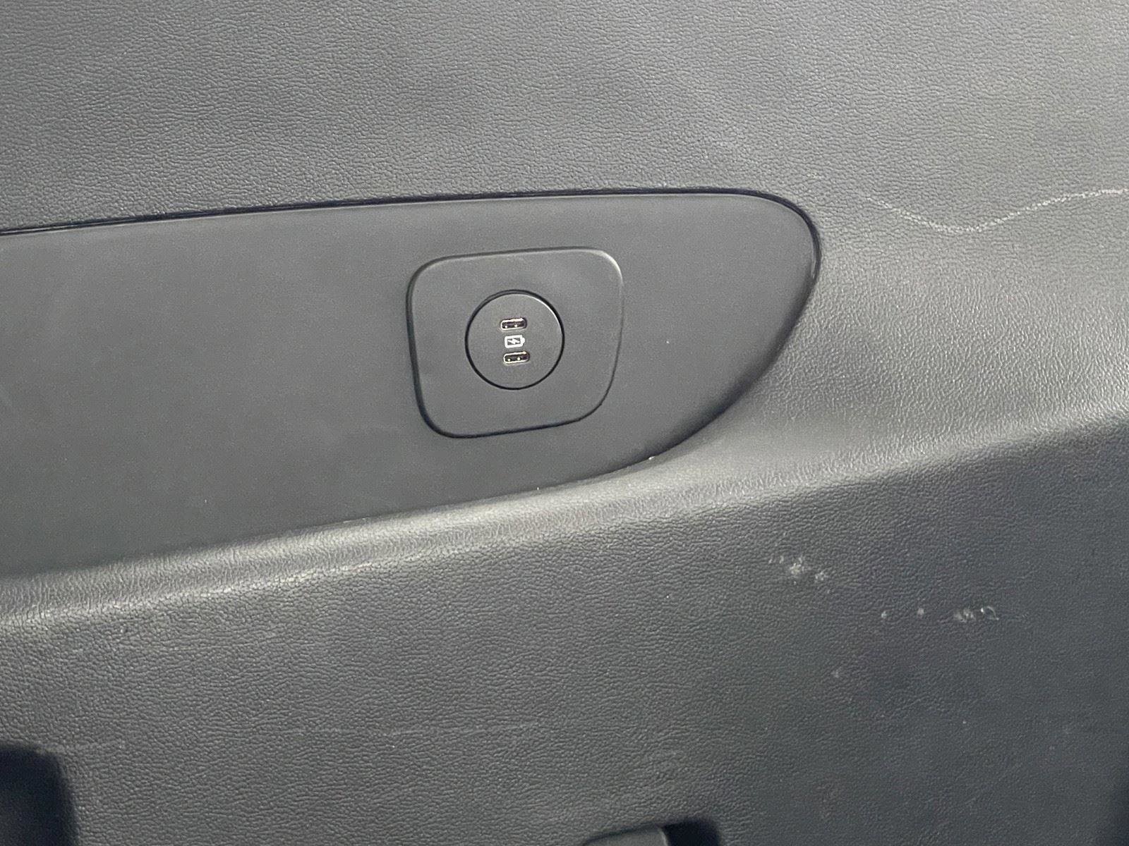 Used 2025 Ford Explorer Active image 37