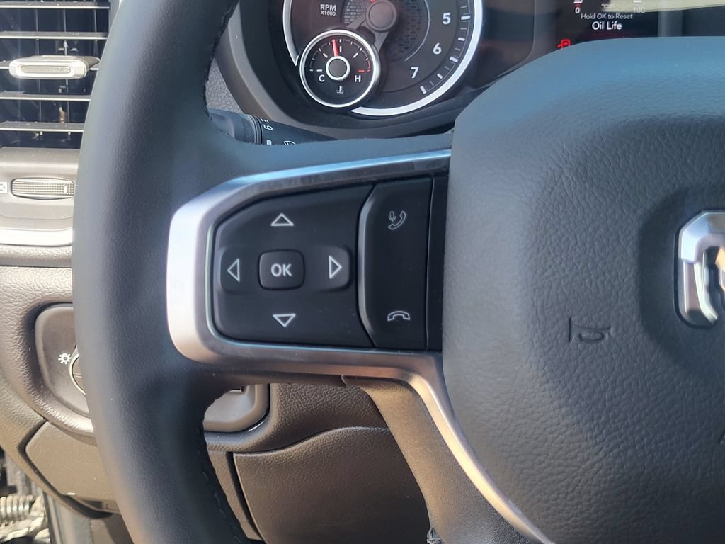 Used 2025 RAM 2500 Big Horn AWD/4WD image 13