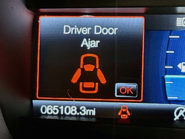 Used 2019 Ford Edge ST w/ Equipment Group 401A AWD/4WD image 13
