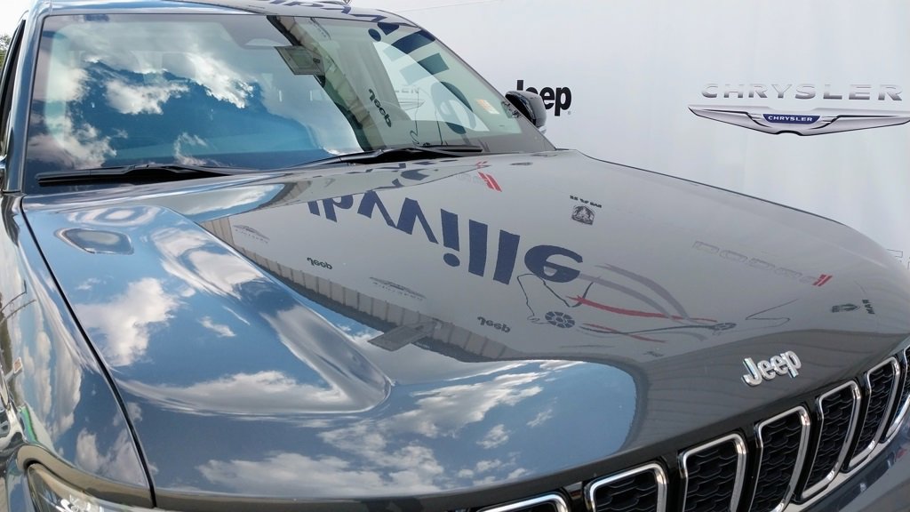 Used 2022 Jeep Grand Cherokee L Limited image 4