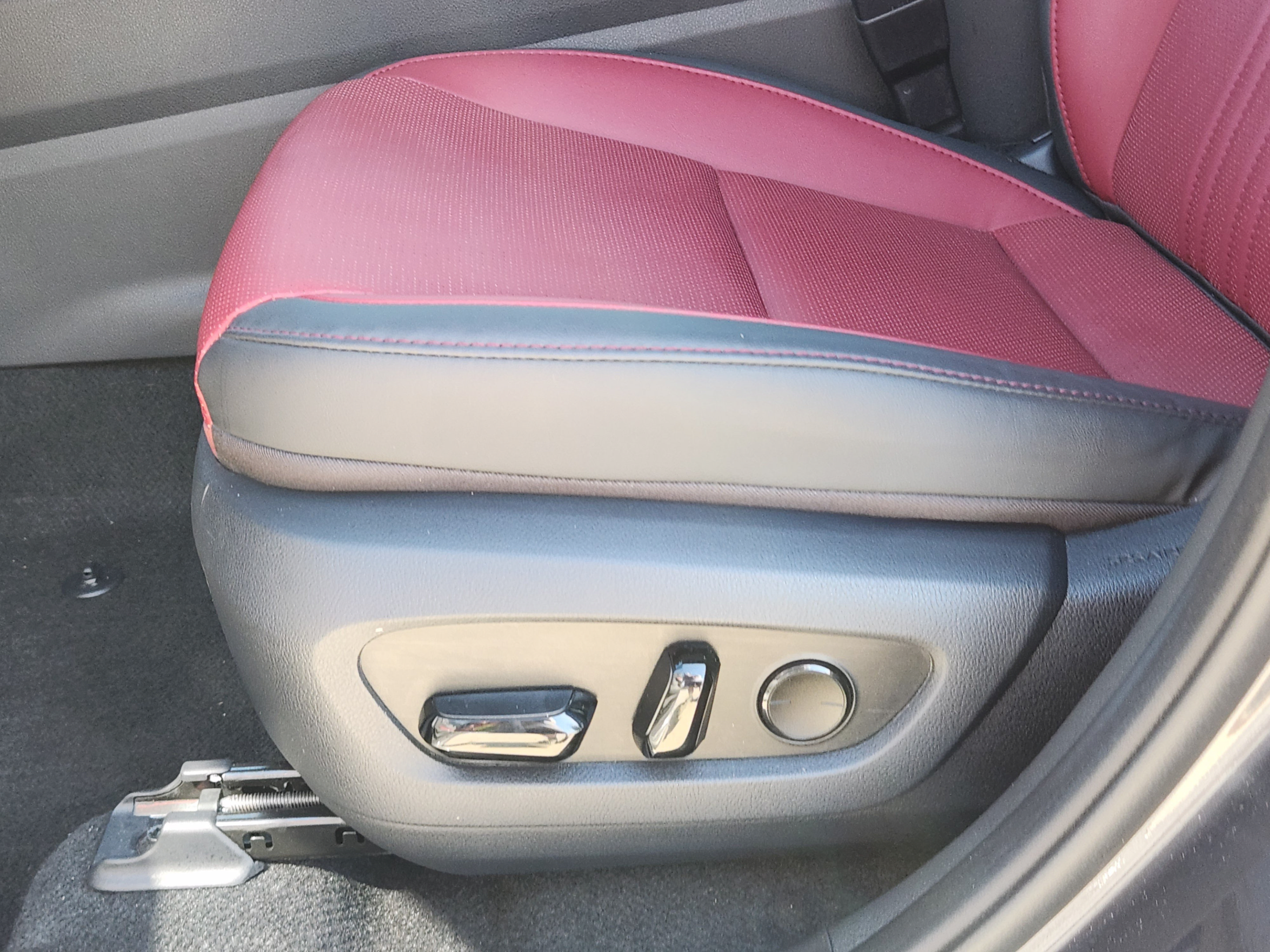 Used 2025 Lexus NX 350 AWD w/ Accessory Package (2T) image 19
