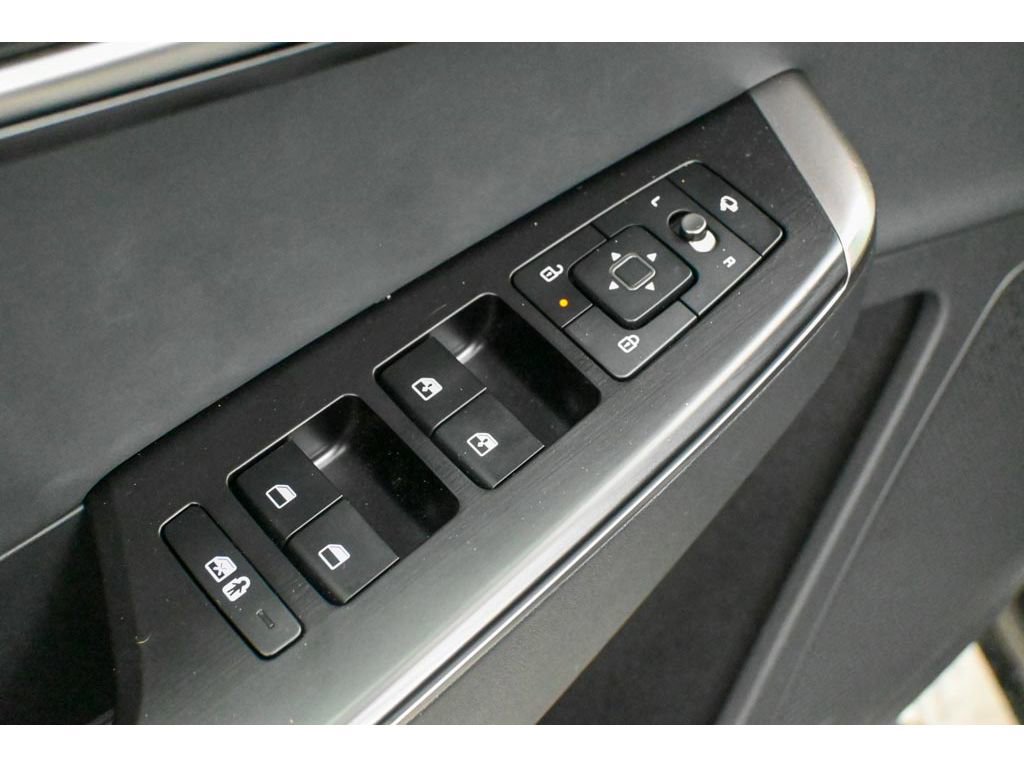 New 2025 Kia EV6 Wind image 17