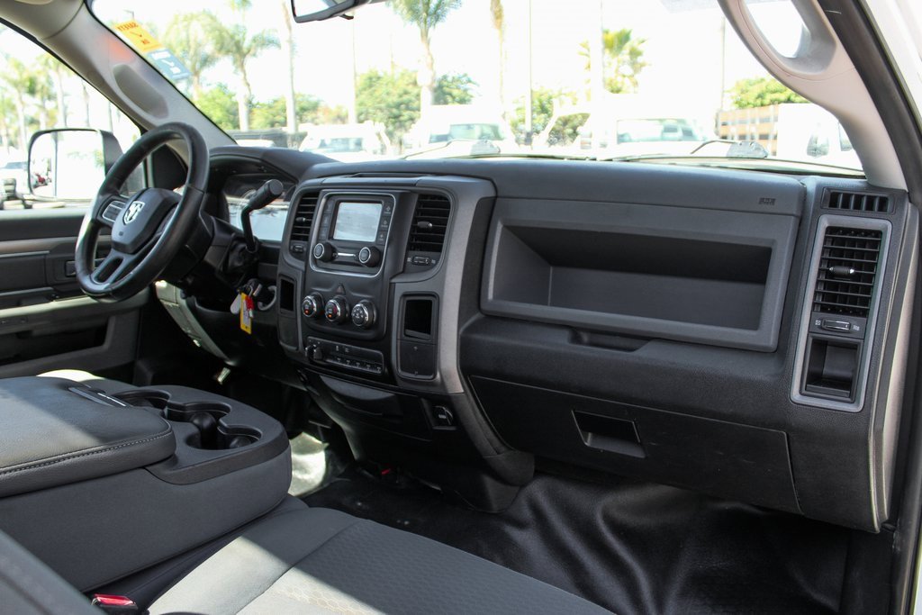Used 2014 RAM 3500 Tradesman w/ Power & Remote Entry Group image 27