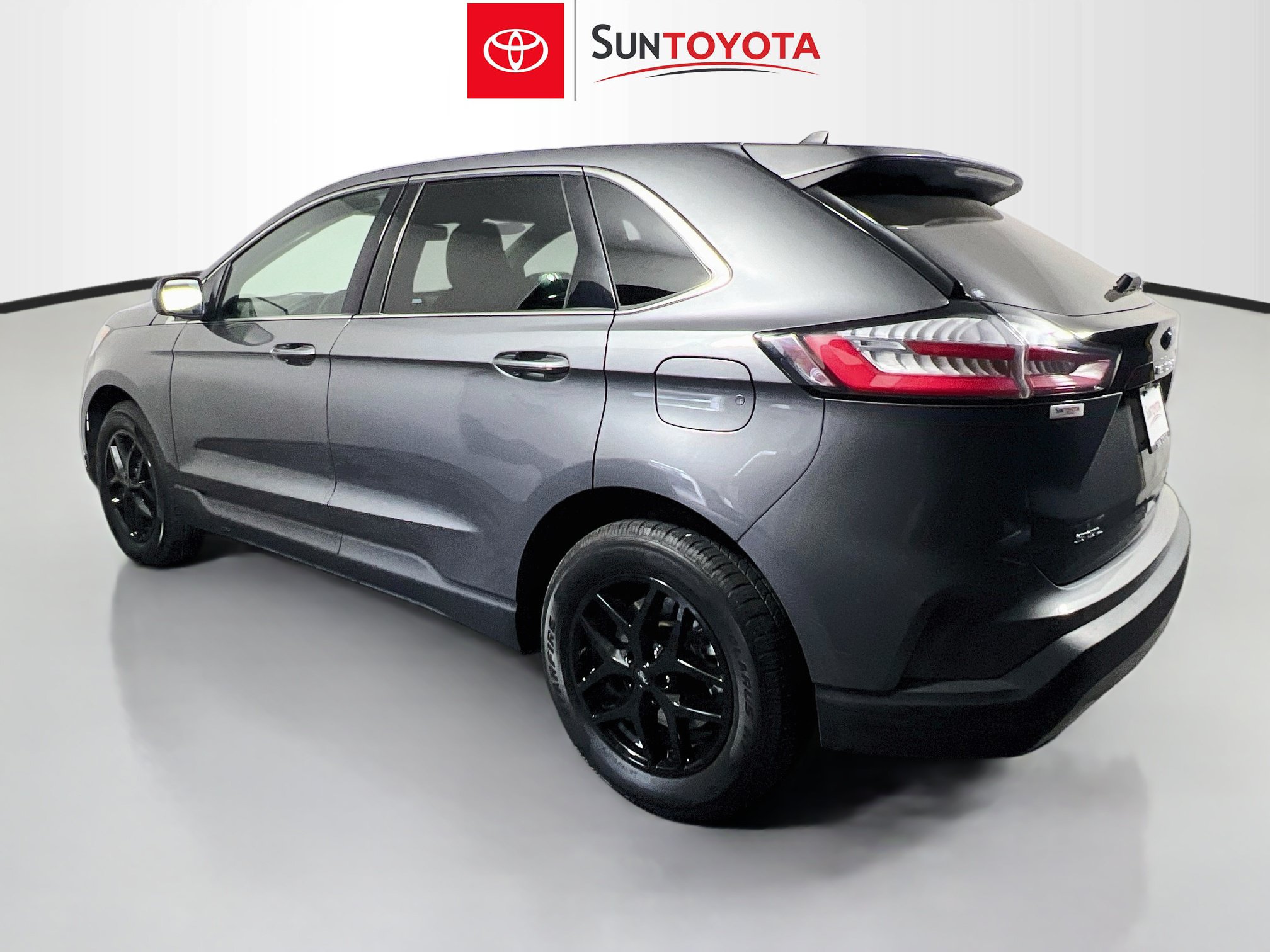 Used 2024 Ford Edge SEL AWD/4WD image 6