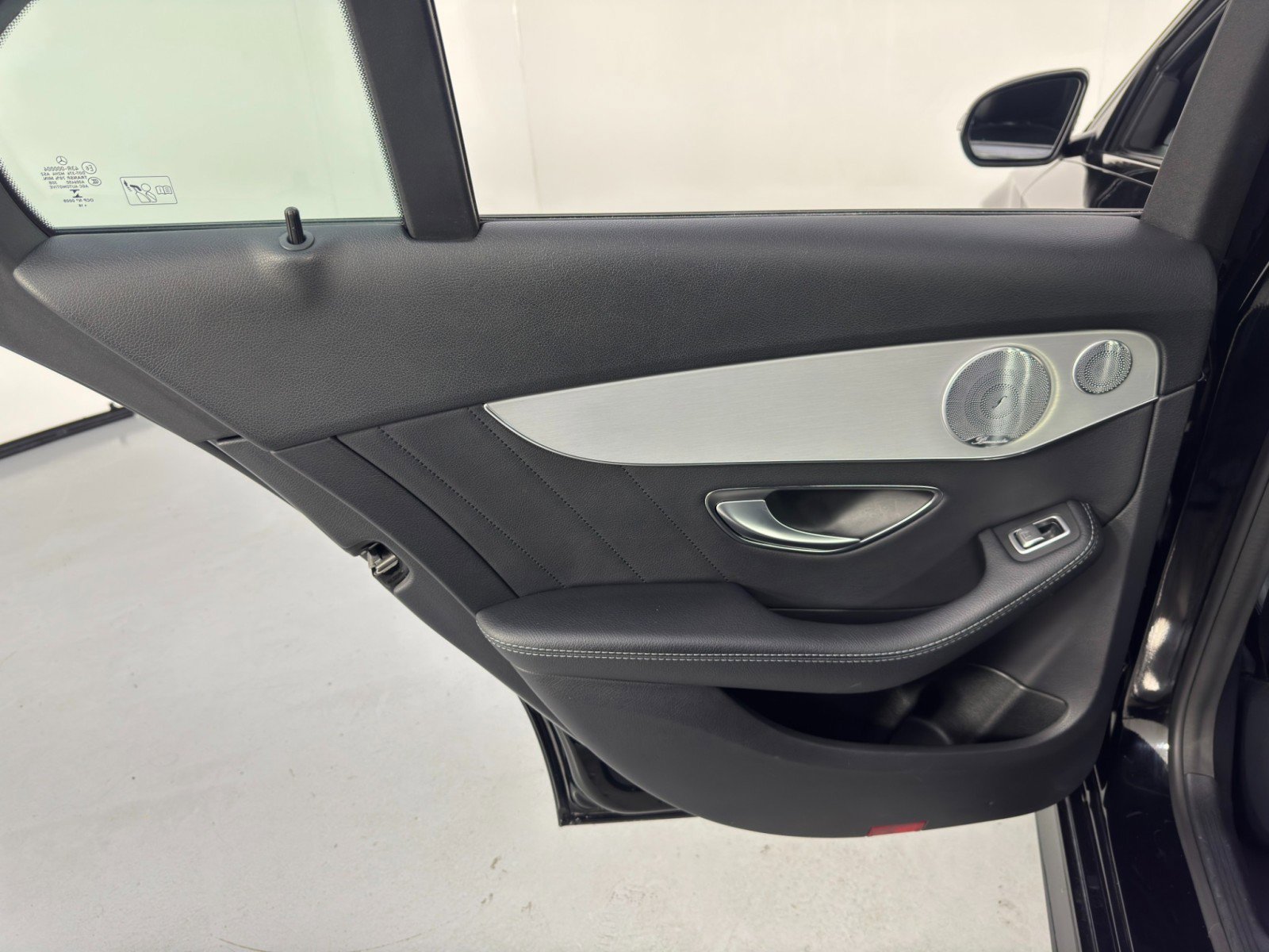 Used 2018 Mercedes-Benz C 300 Sedan image 40