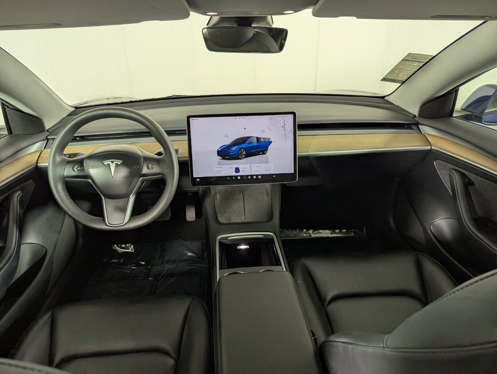 Used 2023 Tesla Model 3 Standard Range image 26