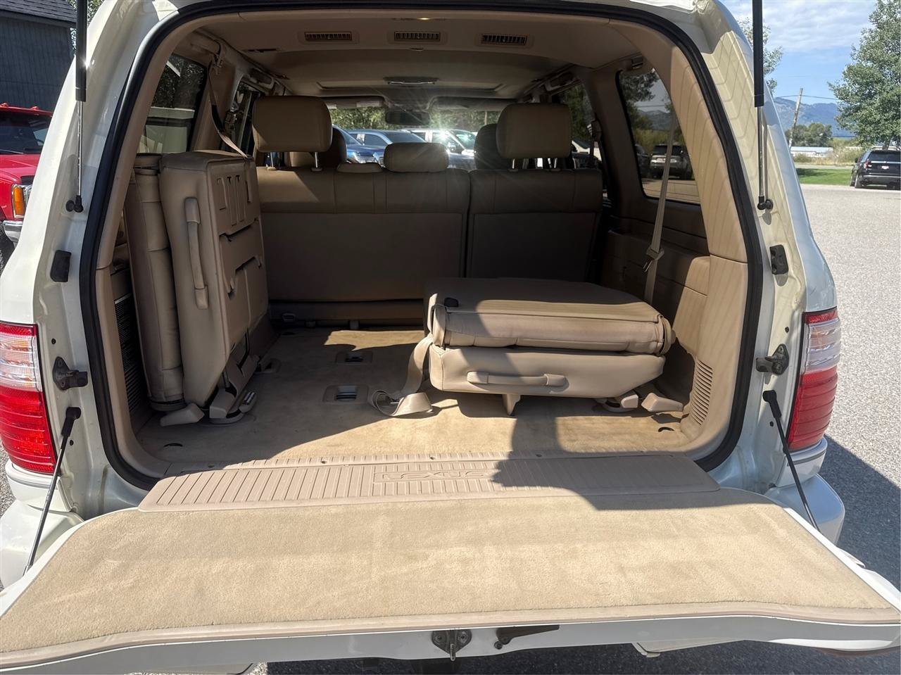 Used 1999 Lexus LX 470 4WD image 13