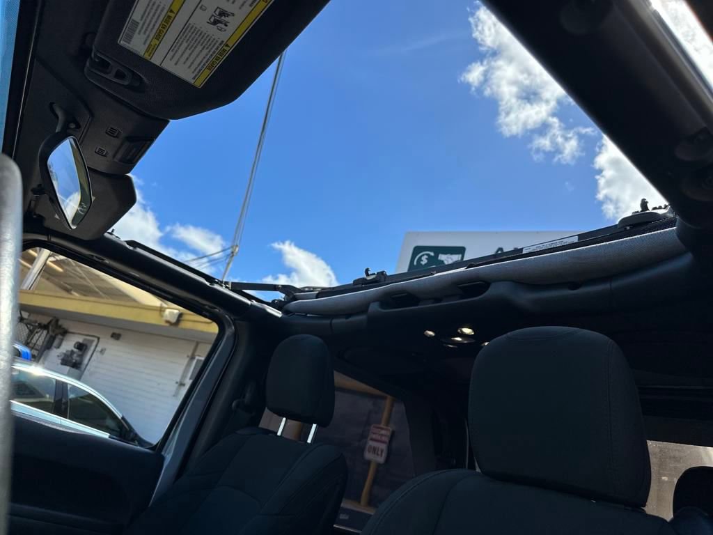 Used 2021 Jeep Wrangler Sport image 20