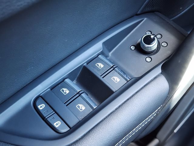 Used 2022 Audi Q5 2.0T Premium Plus AWD/4WD image 29