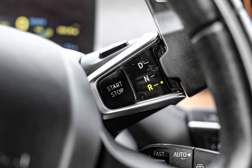 Used 2016 BMW i3 w/ Range Extender image 17