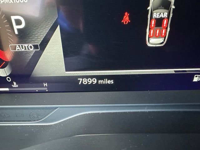 Used 2025 Nissan Pathfinder Platinum AWD/4WD image 36