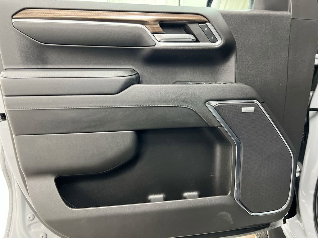 Used 2024 Chevrolet Silverado 1500 LT Trail Boss w/ Convenience Package II image 21