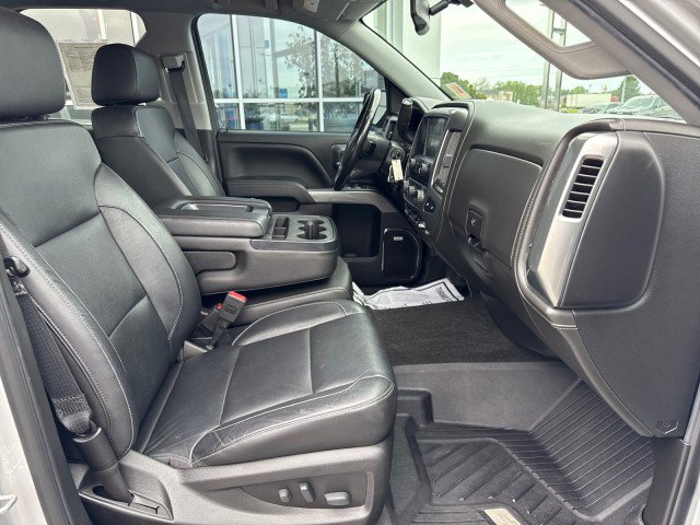 Used 2018 Chevrolet Silverado 1500 LTZ Z71 w/ LTZ Plus Package AWD/4WD image 30